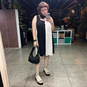 💚 3188. Square Neckline Mini Tank Dress